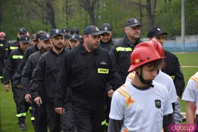 Ależ rywalizacja! Strażacy z gminy Jaworzyna Śląska konkurowali w zawodach pożarniczych. Znamy wyniki! [Foto]