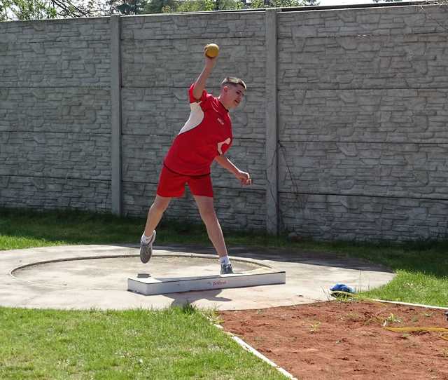 Za nami Szkolna Liga Lekkoatletyczna klas 7-8 SP w Świdnicy [Foto]