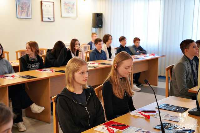 Pozyskali praktyczną wiedzę o gminnym samorządzie [Foto]