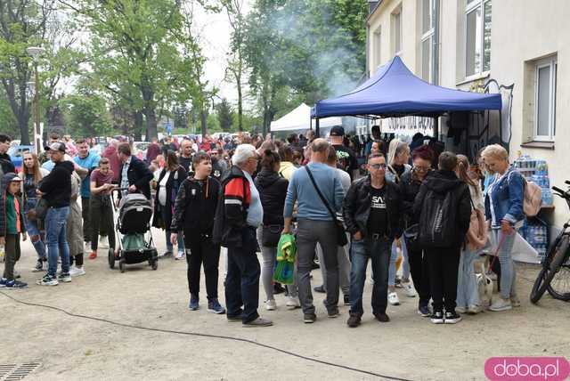 Świdniczanie wspierają Liliankę. Tłumy na pikniku charytatywnym dla chorej dziewczynki [Foto]