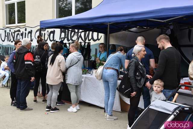 Świdniczanie wspierają Liliankę. Tłumy na pikniku charytatywnym dla chorej dziewczynki [Foto]