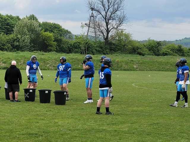 Drużyna Footballu Amerykańskiego Panthers Wrocław w Świebodzicach [Foto]