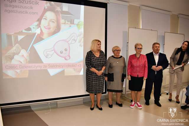 [FOTO] Moje ciało jest OK, Twoje ciało jest OK. Warsztaty dla ucznnic szkół podstawowych