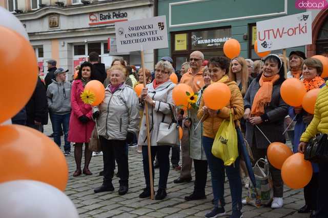 [FOTO] Akcja podopiecznych PSONI z okazji Dnia Godności