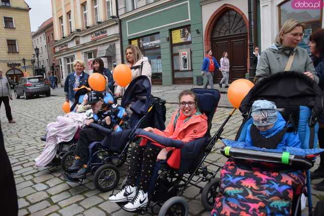[FOTO] Akcja podopiecznych PSONI z okazji Dnia Godności