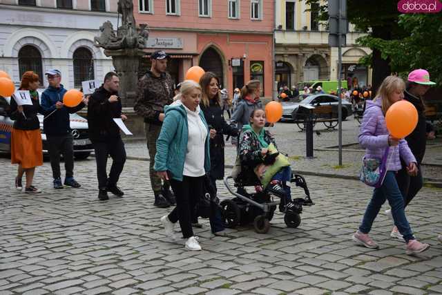 [FOTO] Akcja podopiecznych PSONI z okazji Dnia Godności