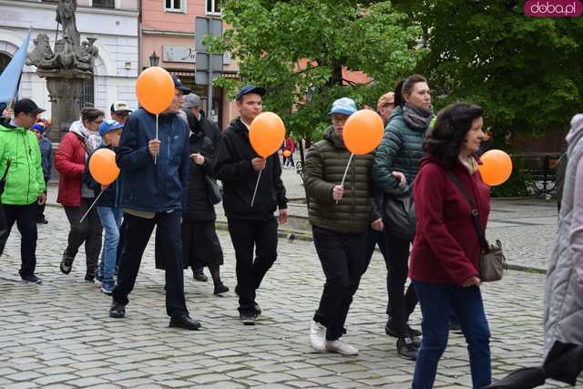 [FOTO] Akcja podopiecznych PSONI z okazji Dnia Godności