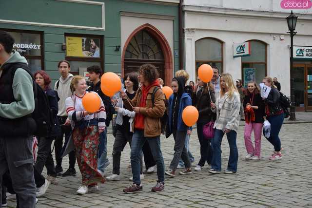 [FOTO] Akcja podopiecznych PSONI z okazji Dnia Godności