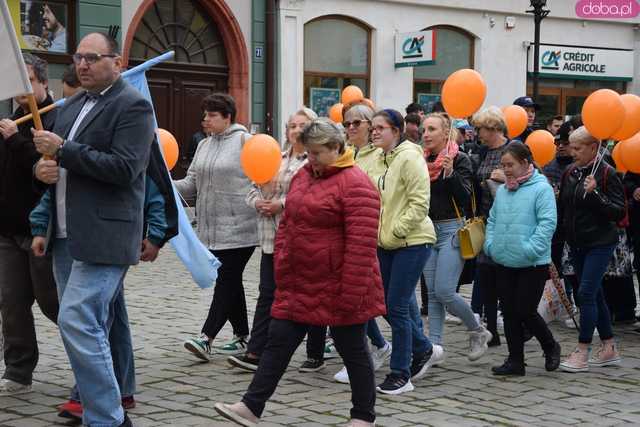 [FOTO] Akcja podopiecznych PSONI z okazji Dnia Godności