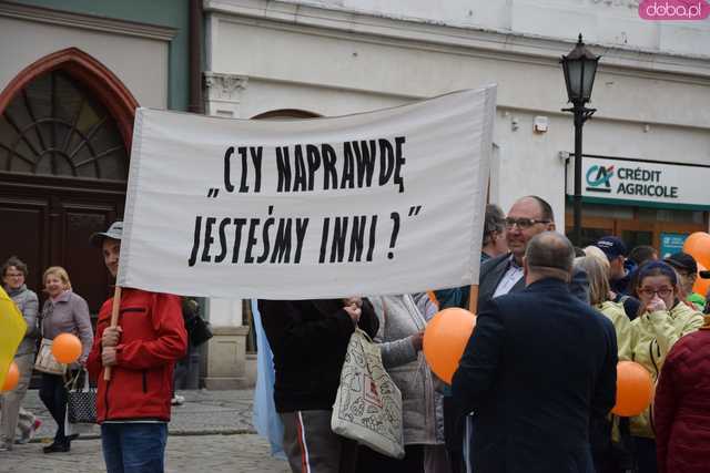 [FOTO] Akcja podopiecznych PSONI z okazji Dnia Godności
