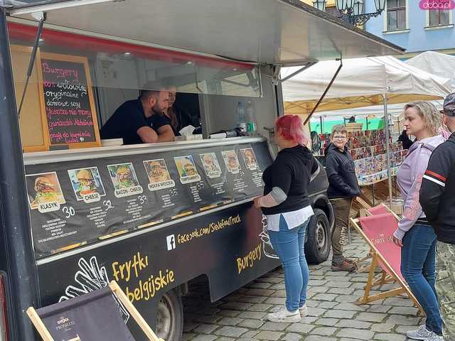 [FOTO] Świdnicki Smaczny Weekend z Foodtruckami