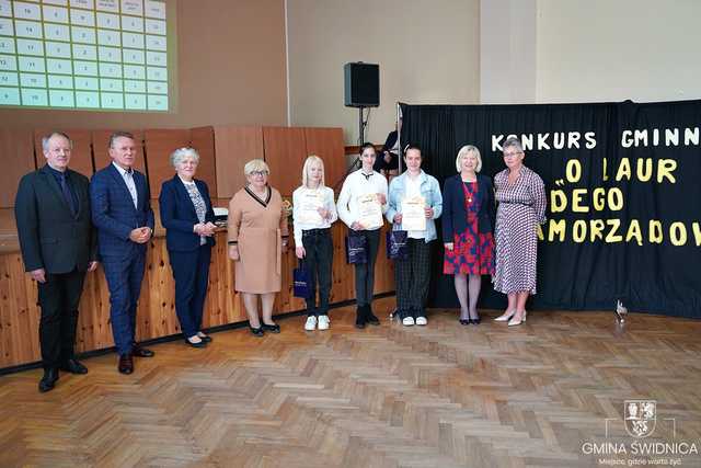 Laury w konkursie wiedzy samorządowej dla uczniów ze SP w Grodziszczu [Foto]