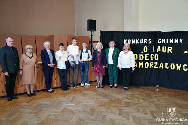 Laury w konkursie wiedzy samorządowej dla uczniów ze SP w Grodziszczu [Foto]