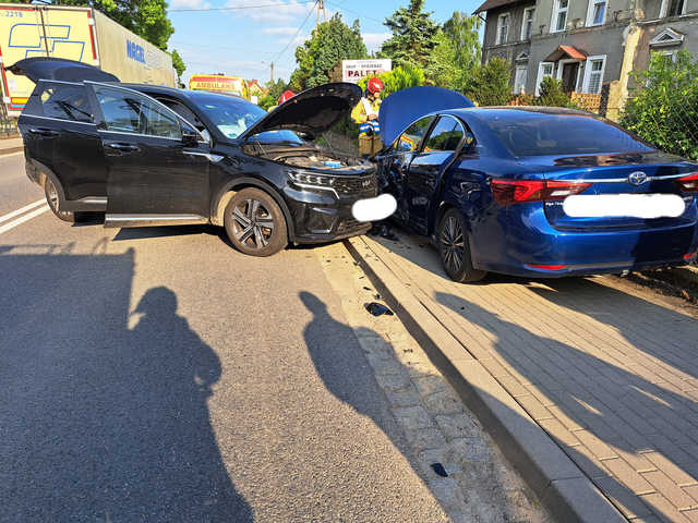 [FOTO] Okrok od tragedii. Dwie osoby trafiły do szpitala