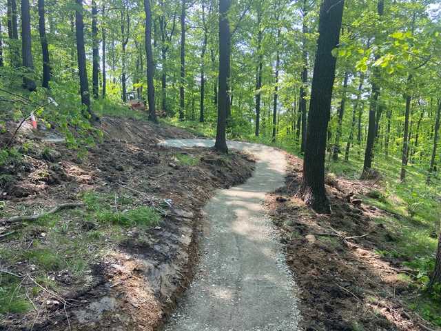 Rozpoczęto budowę pierwszej pętli single track w Bystrzycy Górnej [Foto]