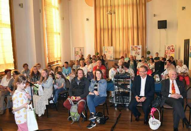 Obchodzili Dzień Matki w Miejskim Domu Kultury w Świebodzicach [Foto]