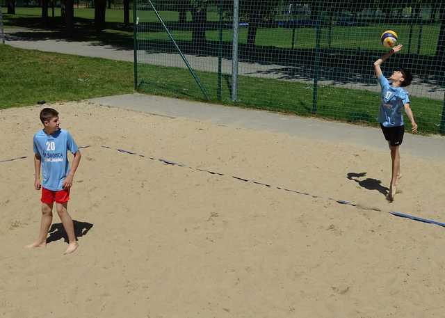 Siatkówka plażowa chłopców klas 7-8 SP za nami [Foto]