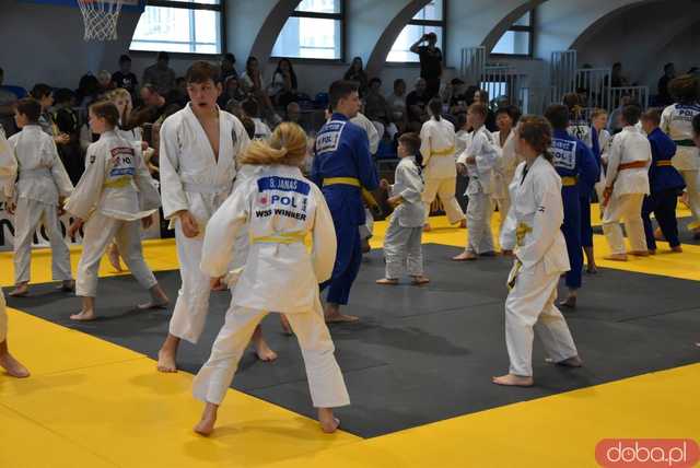 Ruszyła Super Liga Judo w Jaworzynie Śląskiej! Sportowej rywalizacji towarzyszy festyn charytatywny dla chorej Agatki [Foto]