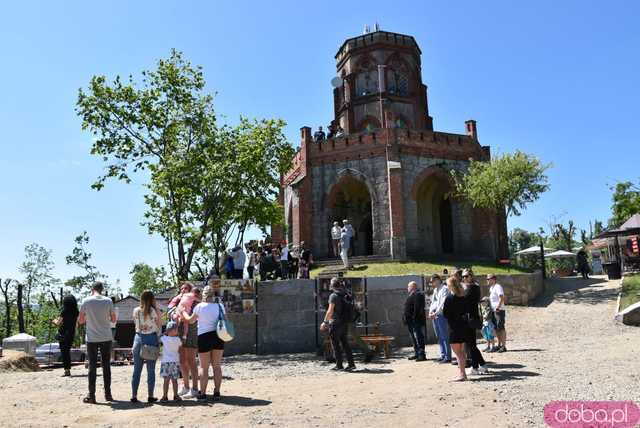 Armata wystrzeliła! Ruszył Piknik Historyczny w Dobromierzu [Foto]