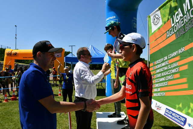 Kolarze rywalizowali w Świebodzicach. Za nami Liga MTB XC Aglomeracji Wałbrzyskiej [FOTO]