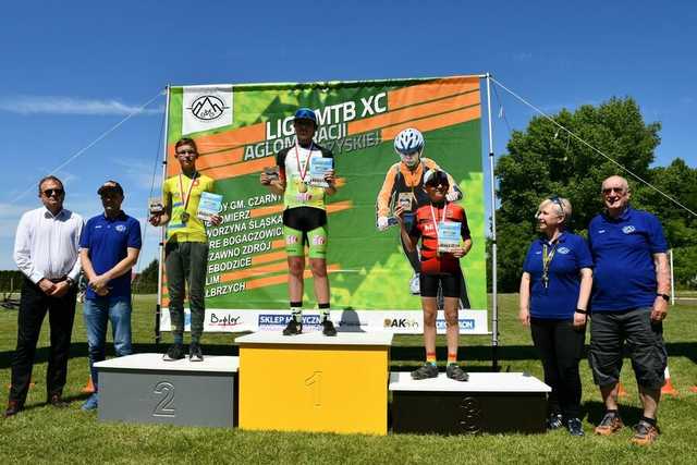 Kolarze rywalizowali w Świebodzicach. Za nami Liga MTB XC Aglomeracji Wałbrzyskiej [FOTO]