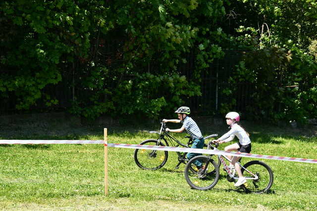 Kolarze rywalizowali w Świebodzicach. Za nami Liga MTB XC Aglomeracji Wałbrzyskiej [FOTO]