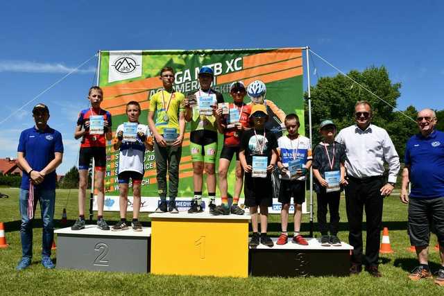 Kolarze rywalizowali w Świebodzicach. Za nami Liga MTB XC Aglomeracji Wałbrzyskiej [FOTO]