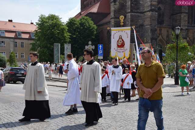 [FOTO] Boże Ciało. Wierni przeszli w procesjach 