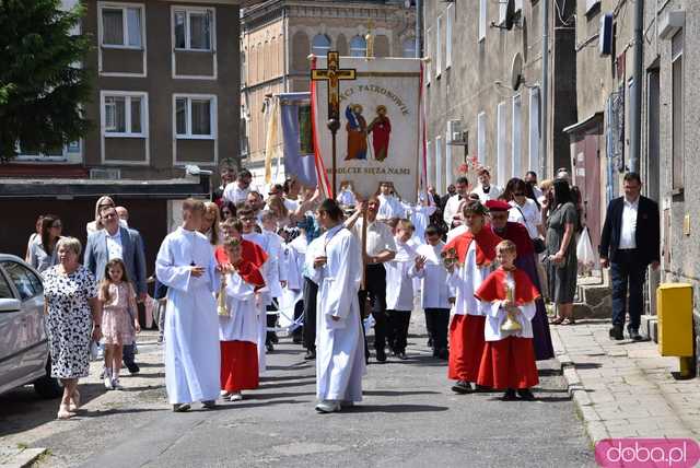 Strzegomianie obchodzili Boże Ciało. Procesja przeszła ulicami miasta [FOTO]