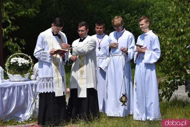 Strzegomianie obchodzili Boże Ciało. Procesja przeszła ulicami miasta [FOTO]