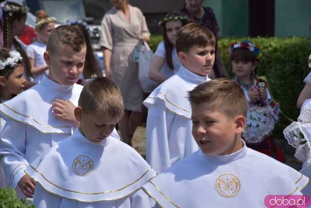 Strzegomianie obchodzili Boże Ciało. Procesja przeszła ulicami miasta [FOTO]