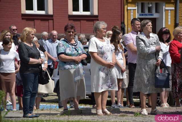 Strzegomianie obchodzili Boże Ciało. Procesja przeszła ulicami miasta [FOTO]