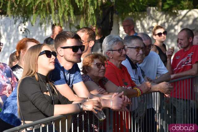 Halinka Kiepska, czyli Marzena Kipiel-Sztuka gwiazdą Pikniku Parafialnego w Jaworzynie Śląskiej [FOTO, WIDEO]