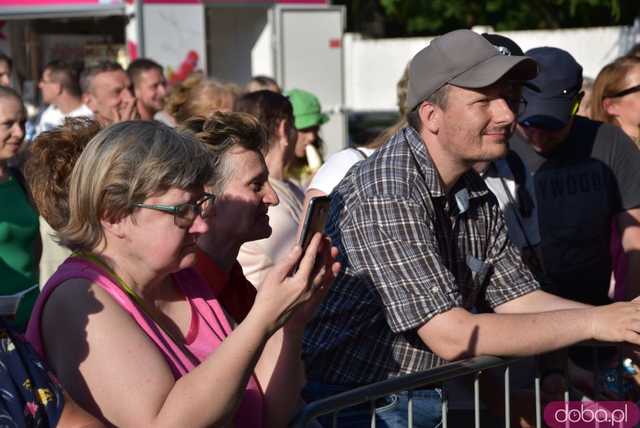 Halinka Kiepska, czyli Marzena Kipiel-Sztuka gwiazdą Pikniku Parafialnego w Jaworzynie Śląskiej [FOTO, WIDEO]