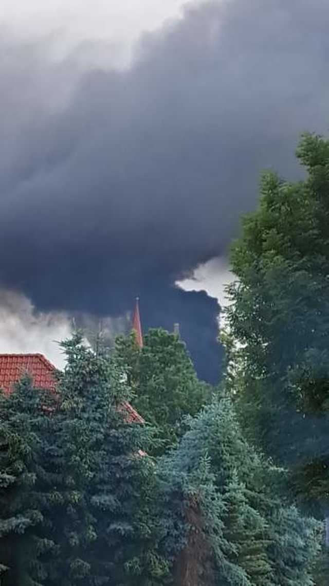 [FOTO] Pożar chemikaliów w Żarowie