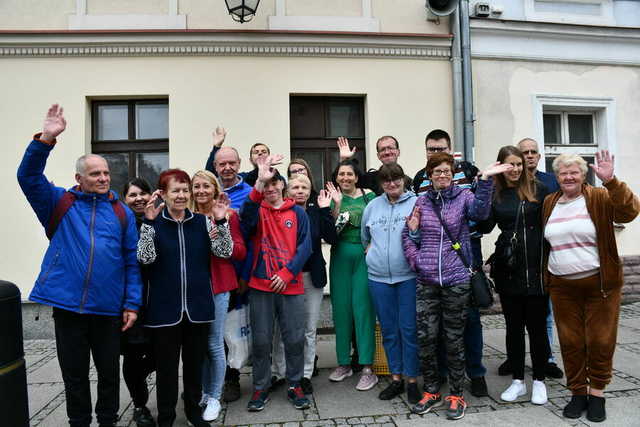 Zatańczyli poloneza na świebodzickim rynku [FOTO]