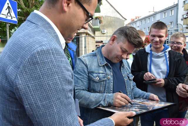 [FOTO, WIDEO] Zenek Martyniuk porwał tłum na otwarciu Święta Granitu Strzegomskiego