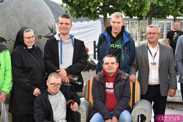 [FOTO, WIDEO] Zenek Martyniuk porwał tłum na otwarciu Święta Granitu Strzegomskiego