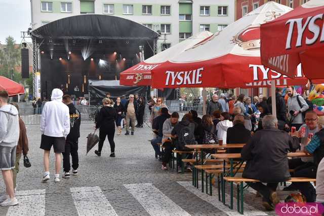 [FOTO, WIDEO] Zenek Martyniuk porwał tłum na otwarciu Święta Granitu Strzegomskiego