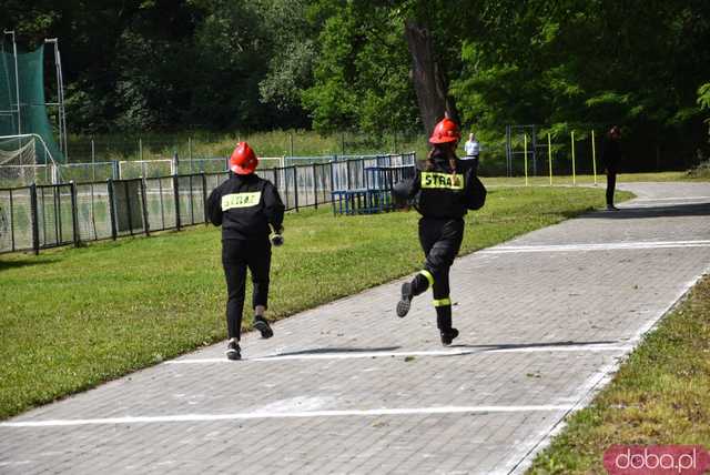 Ruszyły zawody sportowo-pożarnicze w Żarowie [FOTO]