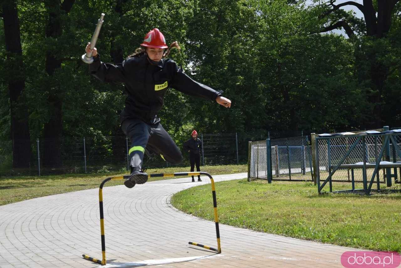 Ruszyły zawody sportowo-pożarnicze w Żarowie [FOTO]