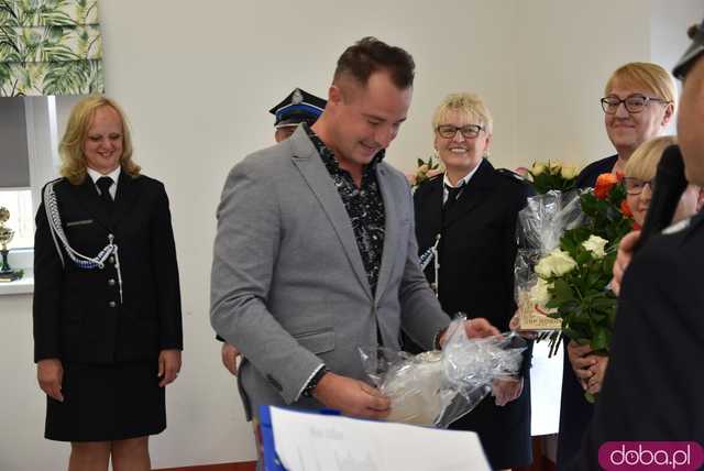 Wstęga przecięta, syreny zawyły: Nowa remiza strażacka w Gogołowie otwarta! Zobacz, jak się prezentuje [FOTO]