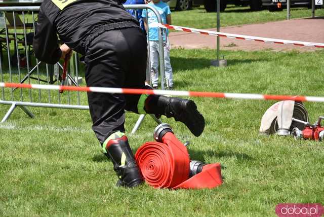 Strażacy rywalizowali na zawodach sportowo-pożarniczych w Śmiałowicach [FOTO]