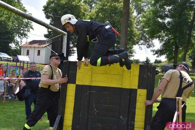 Strażacy rywalizowali na zawodach sportowo-pożarniczych w Śmiałowicach [FOTO]