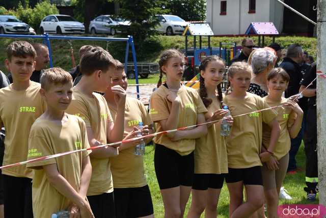 Strażacy rywalizowali na zawodach sportowo-pożarniczych w Śmiałowicach [FOTO]