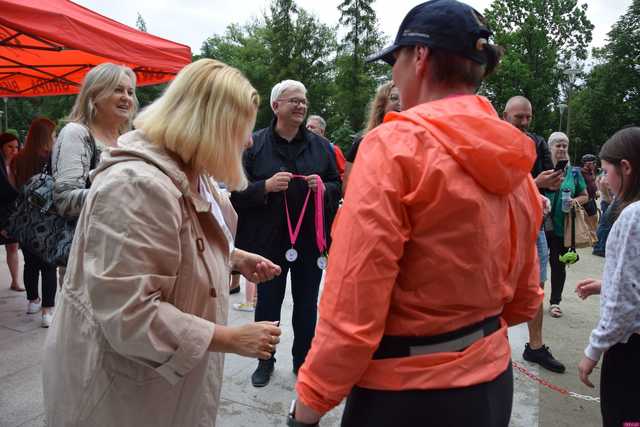 Bieg charytatywny dla zwierząt ze schroniska w Świdnicy już 2 lipca. Jak wziąć udział? [SZCZEGÓŁY]