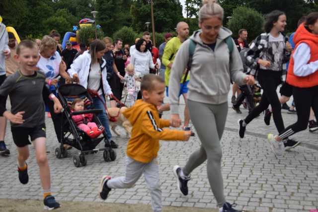 Bieg charytatywny dla zwierząt ze schroniska w Świdnicy już 2 lipca. Jak wziąć udział? [SZCZEGÓŁY]