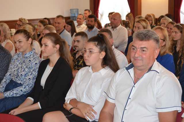 Nagrodzono najlepszych uczniów z gminy Strzegom [FOTO]