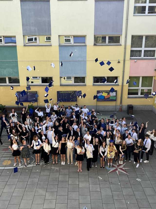 Uczniowie ze Strzegomia kończą rok szkolny [FOTO]