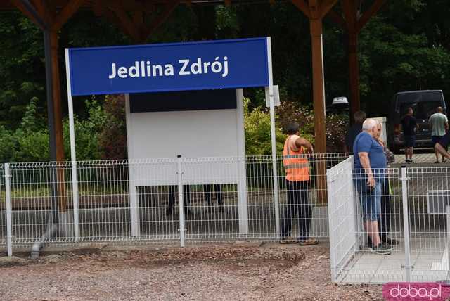 [DUŻO ZDJĘĆ] Przejechaliśmy nową trasą kolejową ze Świdnicy do Jedliny-Zdroju